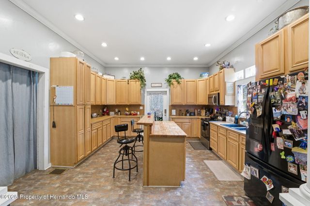 117 S Brooksville Avenue, Brooksville, FL 34601