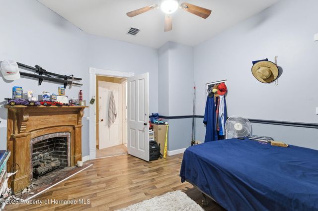 117 S Brooksville Avenue, Brooksville, FL 34601