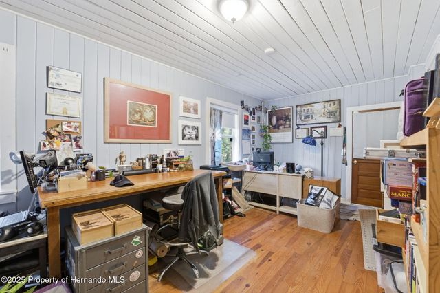 117 S Brooksville Avenue, Brooksville, FL 34601