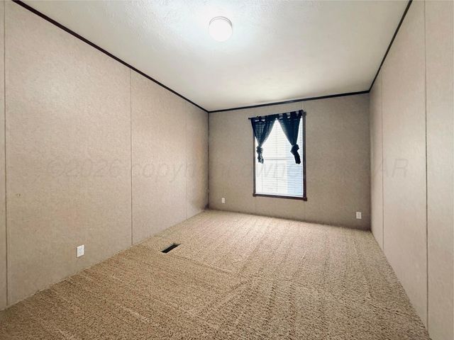 6012 Jeffrey Lane, Dumas, TX 79029