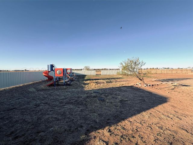 6012 Jeffrey Lane, Dumas, TX 79029