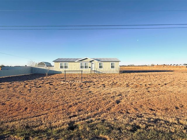 6012 Jeffrey Lane, Dumas, TX 79029