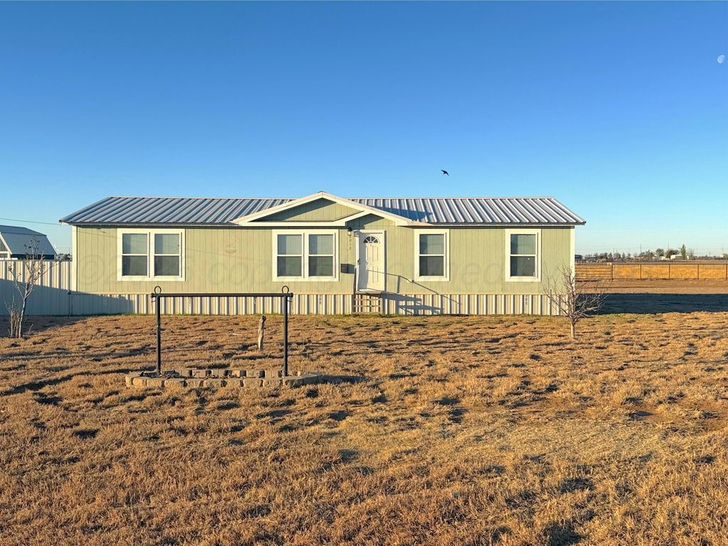 6012 Jeffrey Lane, Dumas, TX 79029