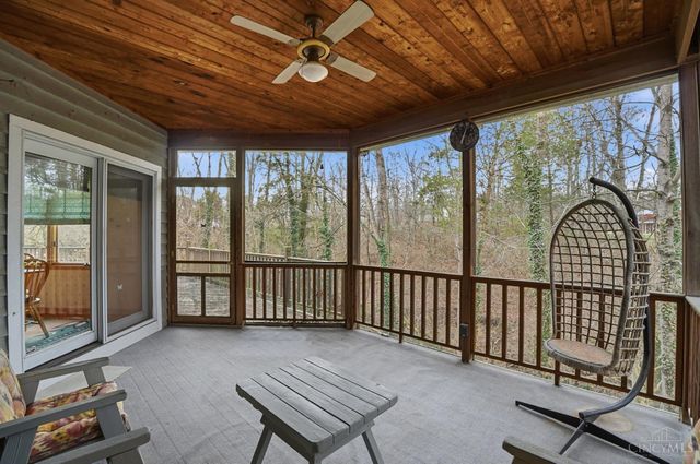 575 Miami Bluff Court, Miami Twp, OH 45140