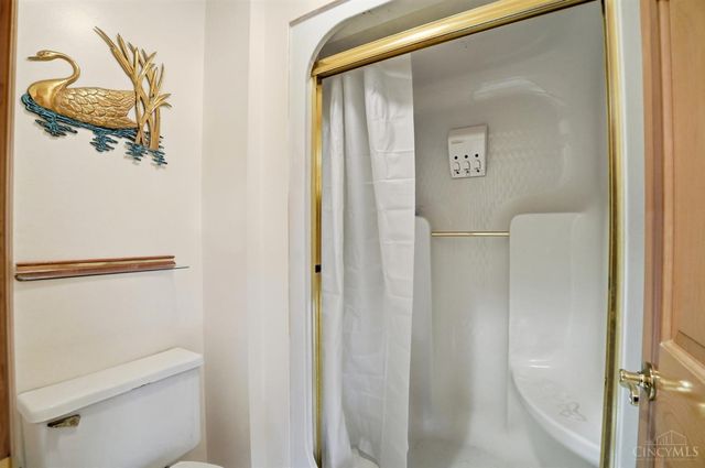 575 Miami Bluff Court, Miami Twp, OH 45140