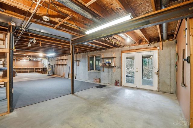 575 Miami Bluff Court, Miami Twp, OH 45140