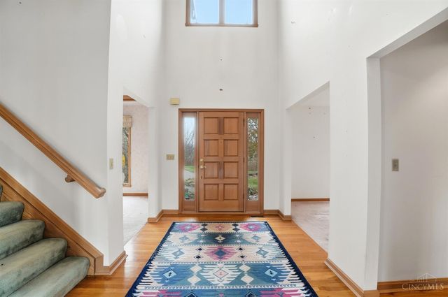 575 Miami Bluff Court, Miami Twp, OH 45140