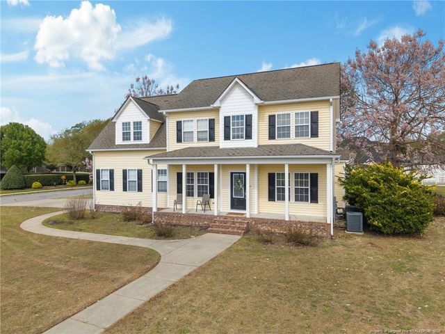 3825 Barnsdale Drive, Wade, NC 28395