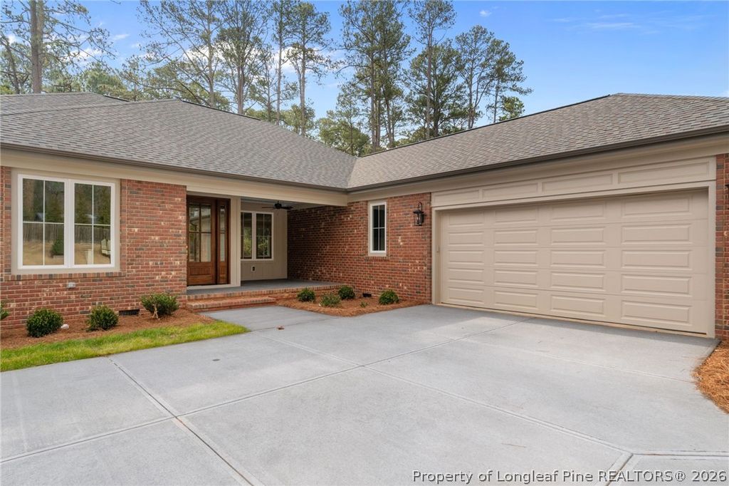 109 Rosemont Lane, Sanford, NC 27330 — photo 2