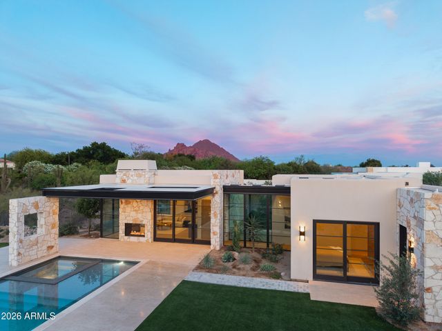 5709 N HARDING Drive, Paradise Valley, AZ 85253