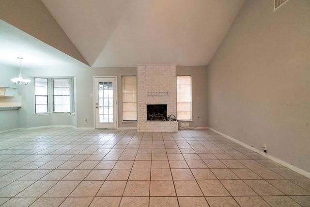 18746 Wood Glen Lane, Houston, TX 77084