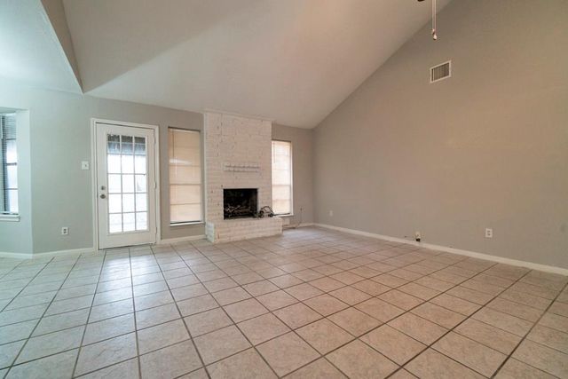18746 Wood Glen Lane, Houston, TX 77084