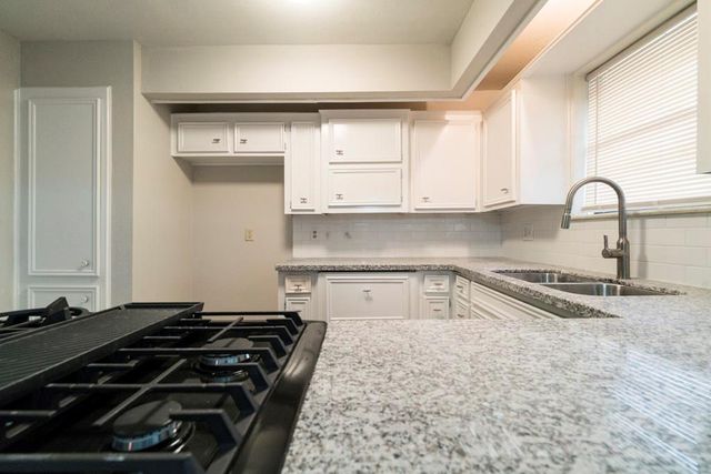 18746 Wood Glen Lane, Houston, TX 77084