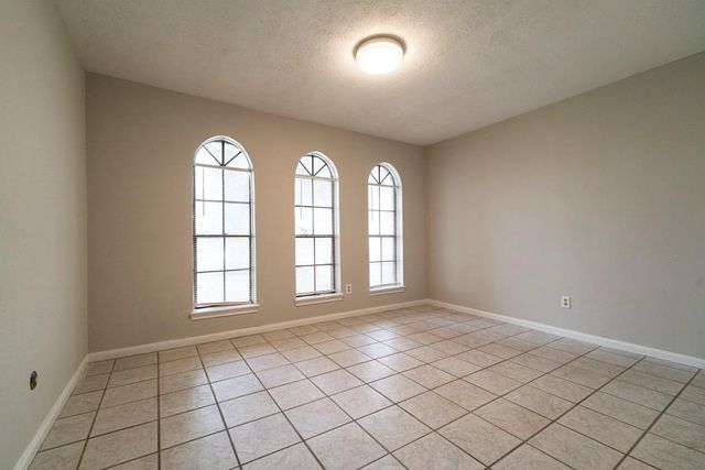 18746 Wood Glen Lane, Houston, TX 77084