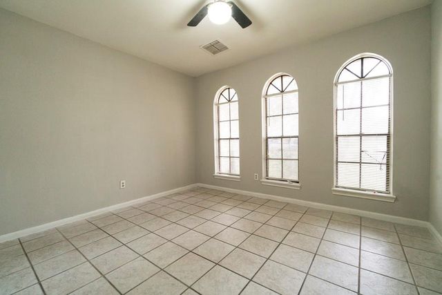 18746 Wood Glen Lane, Houston, TX 77084