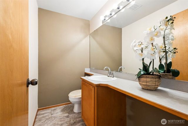 2310 20th Street SE, Puyallup, WA 98374