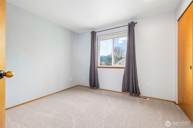 2310 20th Street SE, Puyallup, WA 98374