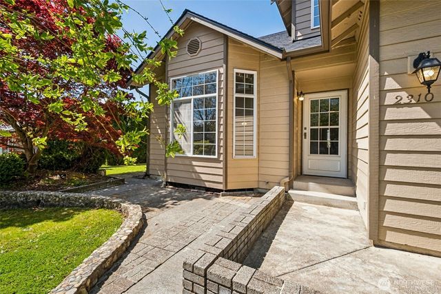 2310 20th Street SE, Puyallup, WA 98374