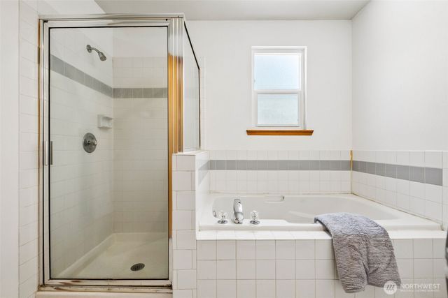 2310 20th Street SE, Puyallup, WA 98374