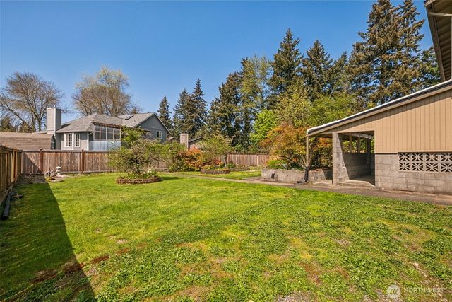 2310 20th Street SE, Puyallup, WA 98374