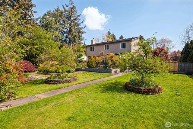 2310 20th Street SE, Puyallup, WA 98374