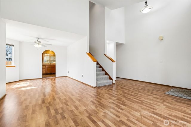 2310 20th Street SE, Puyallup, WA 98374