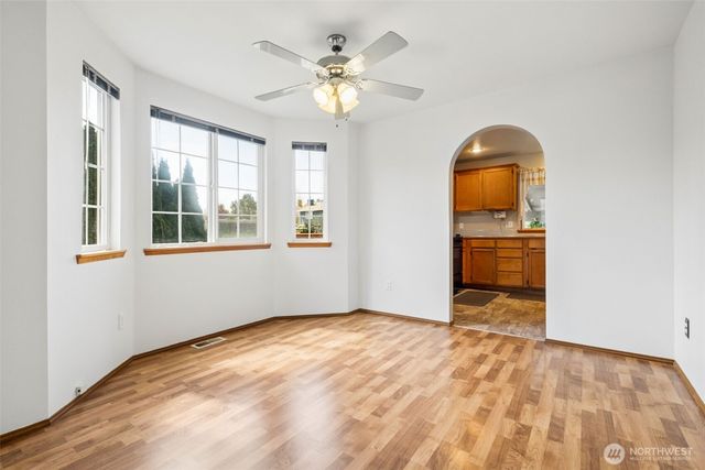 2310 20th Street SE, Puyallup, WA 98374