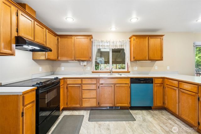 2310 20th Street SE, Puyallup, WA 98374