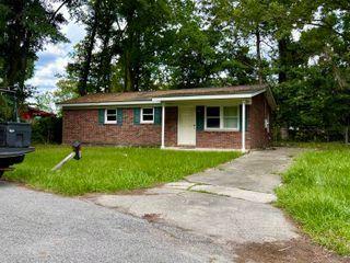 2628 Clara Lane, North Charleston, SC 29406