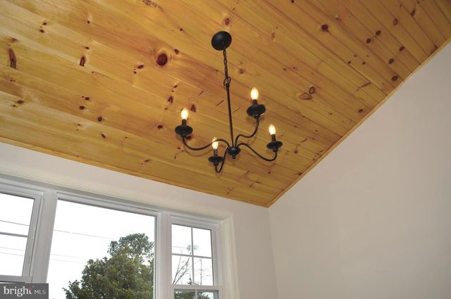 300 MAIN ST, Sharptown, MD 21861