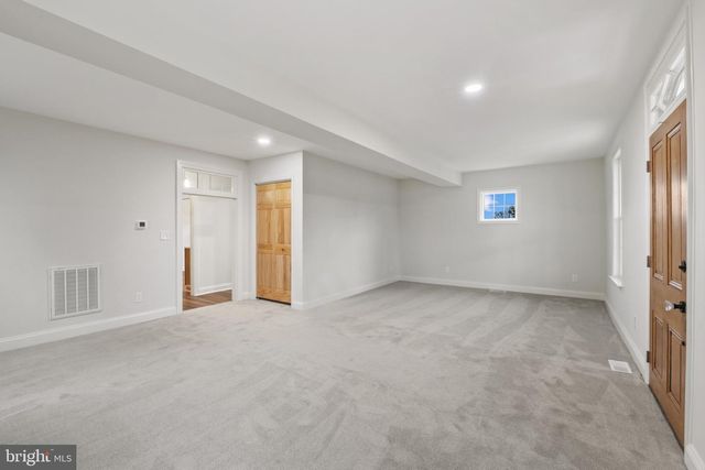 300 MAIN ST, Sharptown, MD 21861