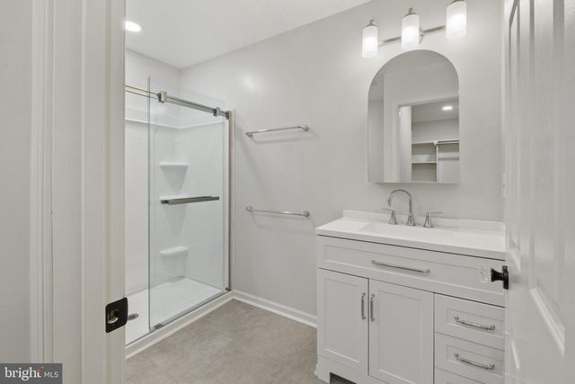 300 MAIN ST, Sharptown, MD 21861