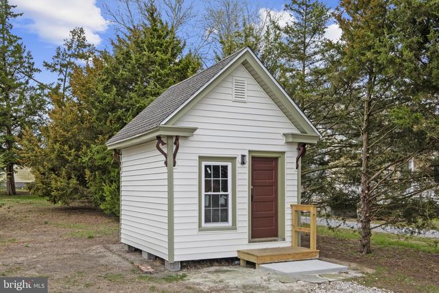 300 MAIN ST, Sharptown, MD 21861