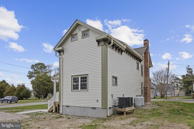 300 MAIN ST, Sharptown, MD 21861