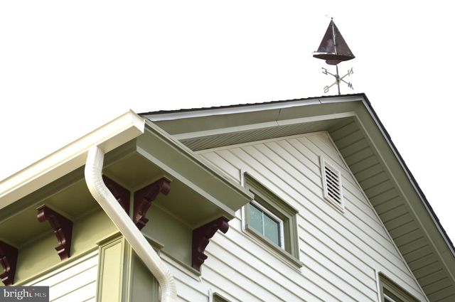 300 MAIN ST, Sharptown, MD 21861