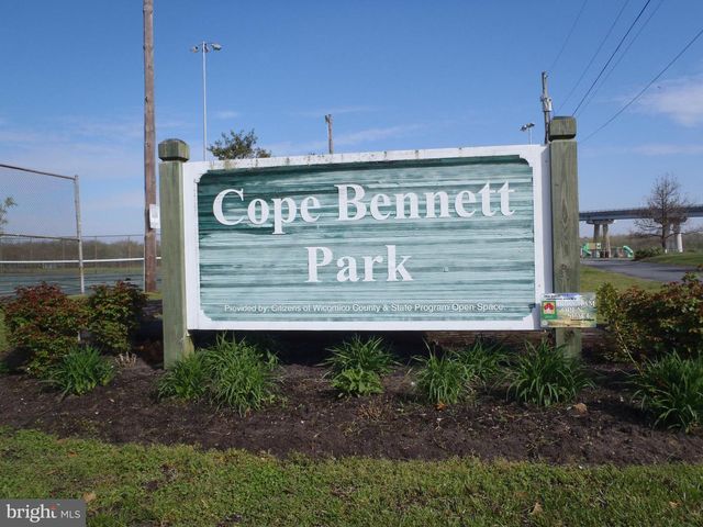 300 MAIN ST, Sharptown, MD 21861