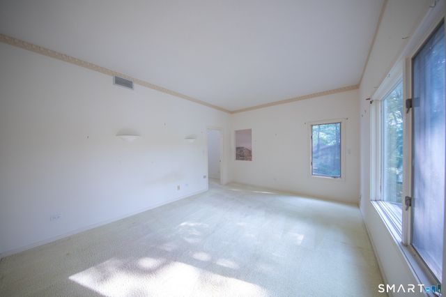 45 Trumbull Road, Waterford, CT 06385