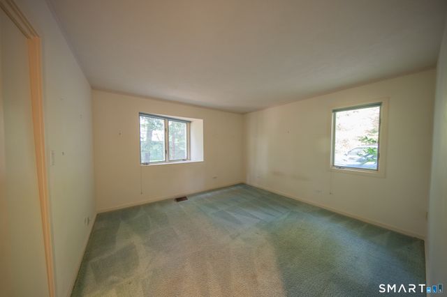 45 Trumbull Road, Waterford, CT 06385