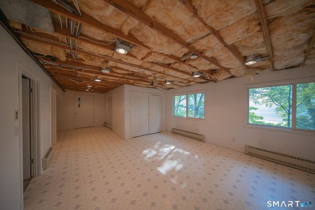 45 Trumbull Road, Waterford, CT 06385