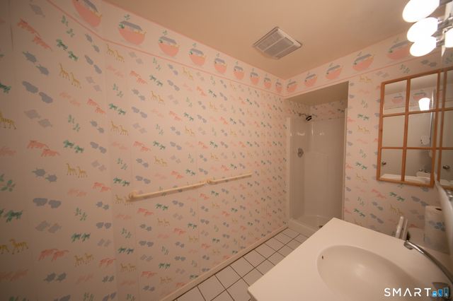 45 Trumbull Road, Waterford, CT 06385