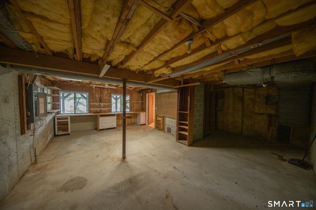 45 Trumbull Road, Waterford, CT 06385