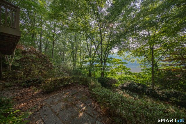 45 Trumbull Road, Waterford, CT 06385