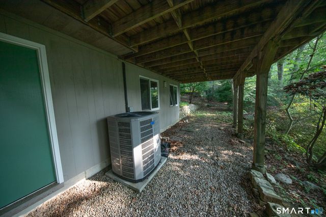 45 Trumbull Road, Waterford, CT 06385