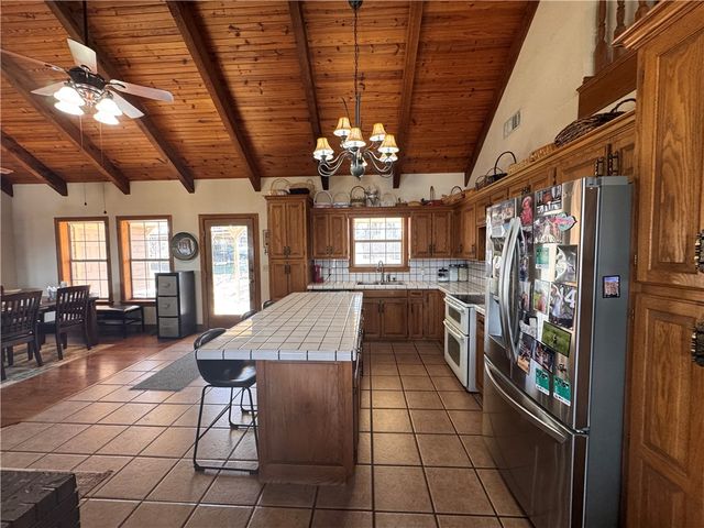 301 & 491 Madison 8520, Huntsville, AR 72740