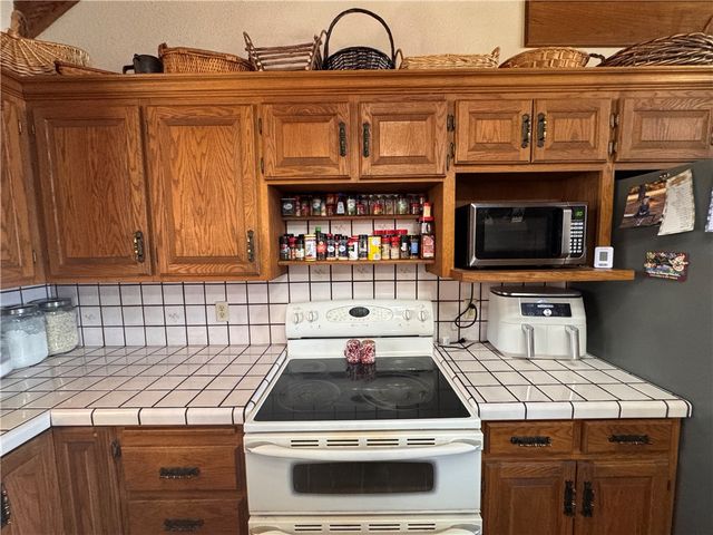 301 & 491 Madison 8520, Huntsville, AR 72740