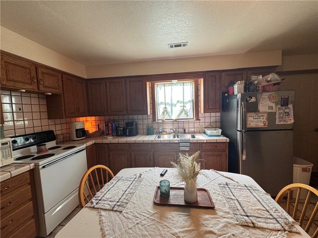 301 & 491 Madison 8520, Huntsville, AR 72740