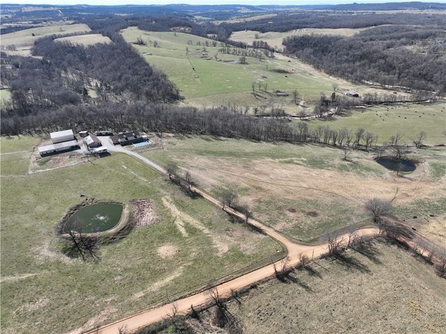 301 & 491 Madison 8520, Huntsville, AR 72740