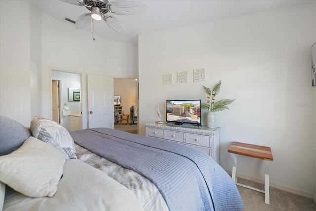 801 MONTROSE DRIVE 202, Venice, FL 34293