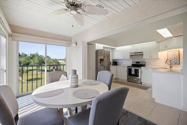 801 MONTROSE DRIVE 202, Venice, FL 34293
