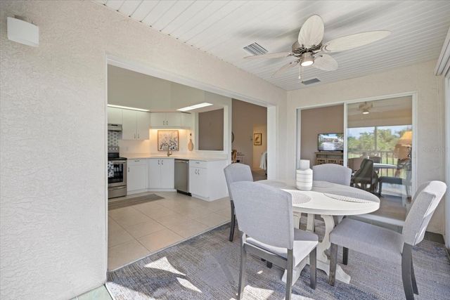 801 MONTROSE DRIVE 202, Venice, FL 34293